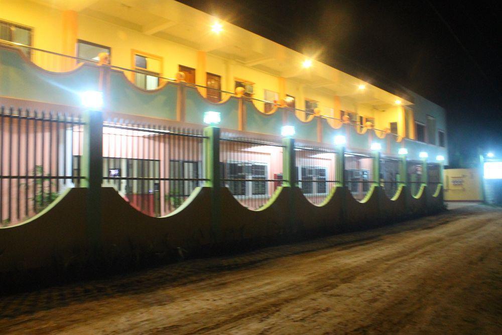 Amerson Pension Place Puerto Princesa Zewnętrze zdjęcie